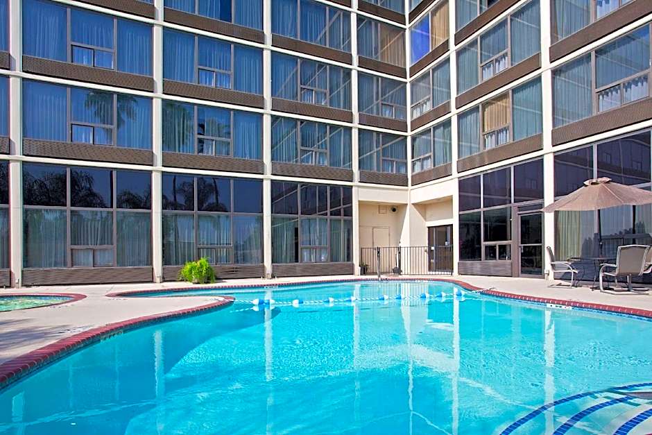 Wyndham Houston Hobby Airport