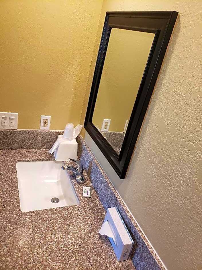 University Inn Fresno