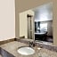 Days Inn By Wyndham Nashville North/Opryland Area