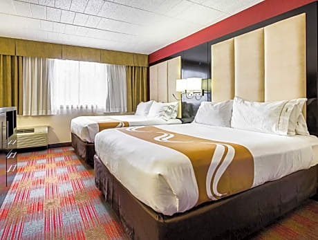 Queen Room with Two Queen Beds - Non-Smoking