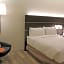 Holiday Inn Express & Suites St. Louise South I-55
