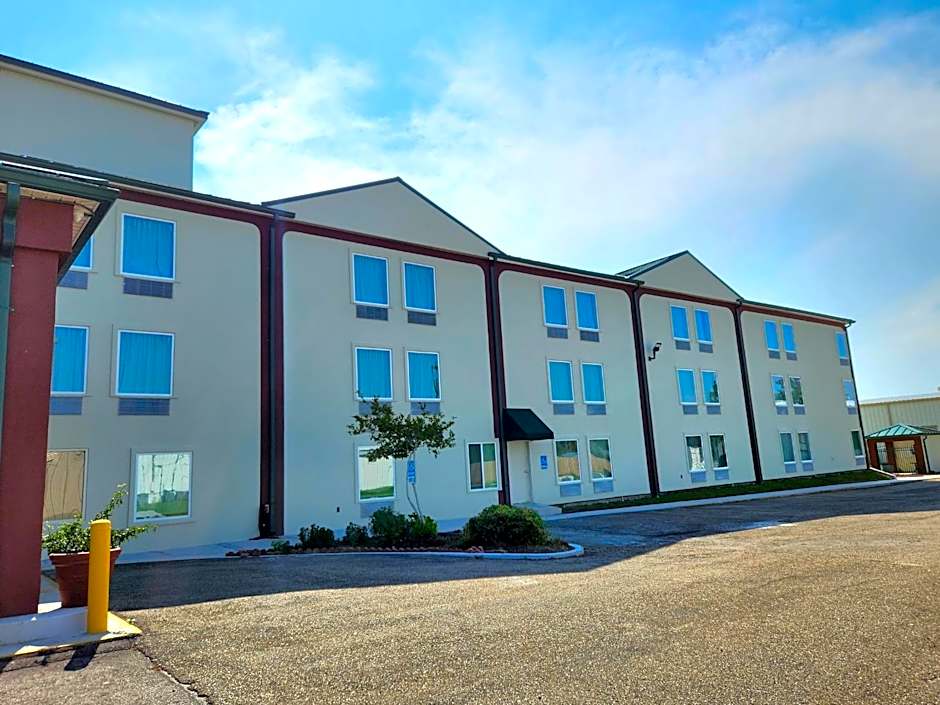 Days Inn by Wyndham LaPlace- New Orleans