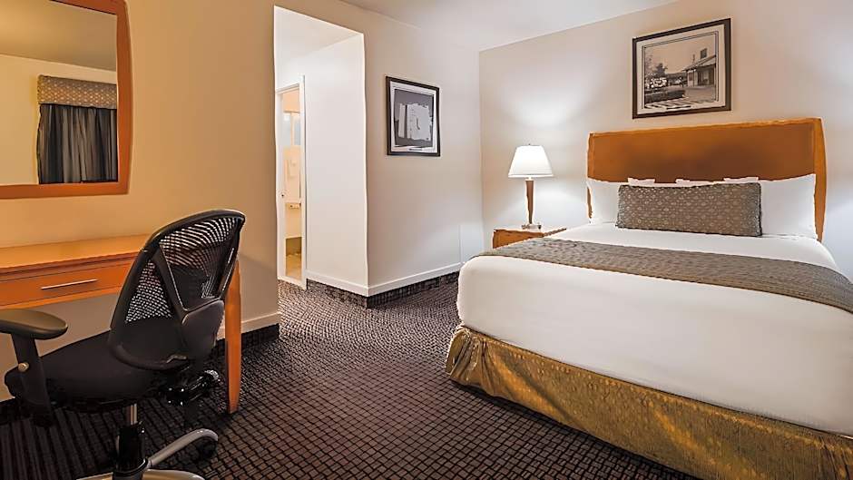 Best Western Pine Tree Motel