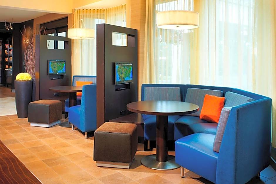 Courtyard by Marriott Minneapolis-St. Paul Airport
