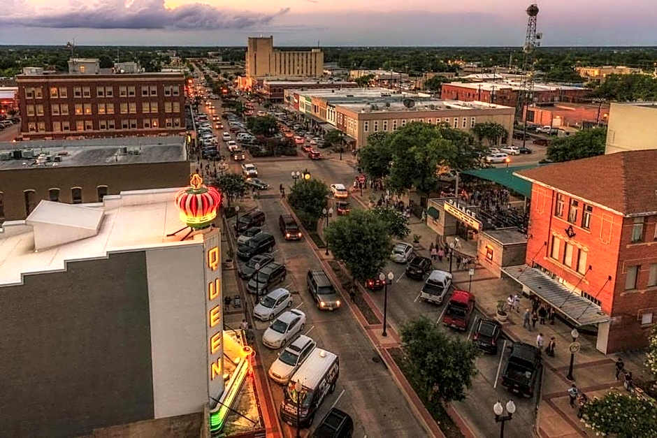 LaSalle Boutique Hotel and The Downtown Elixir and Spirits