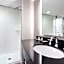 Renaissance by Marriott Boston Patriot Place Hotel