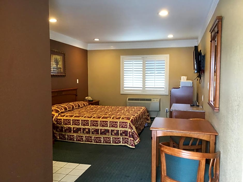 Beverly Inn