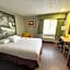 Super 8 by Wyndham Baker City