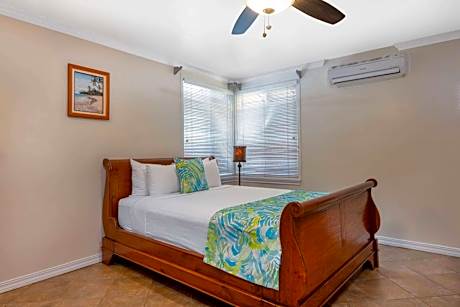 One-Bedroom Kamehameha Suite with Queen Bed - Non-Smoking