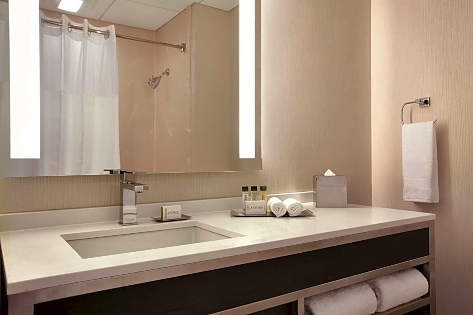 DoubleTree By Hilton Hotel Boston - Downtown