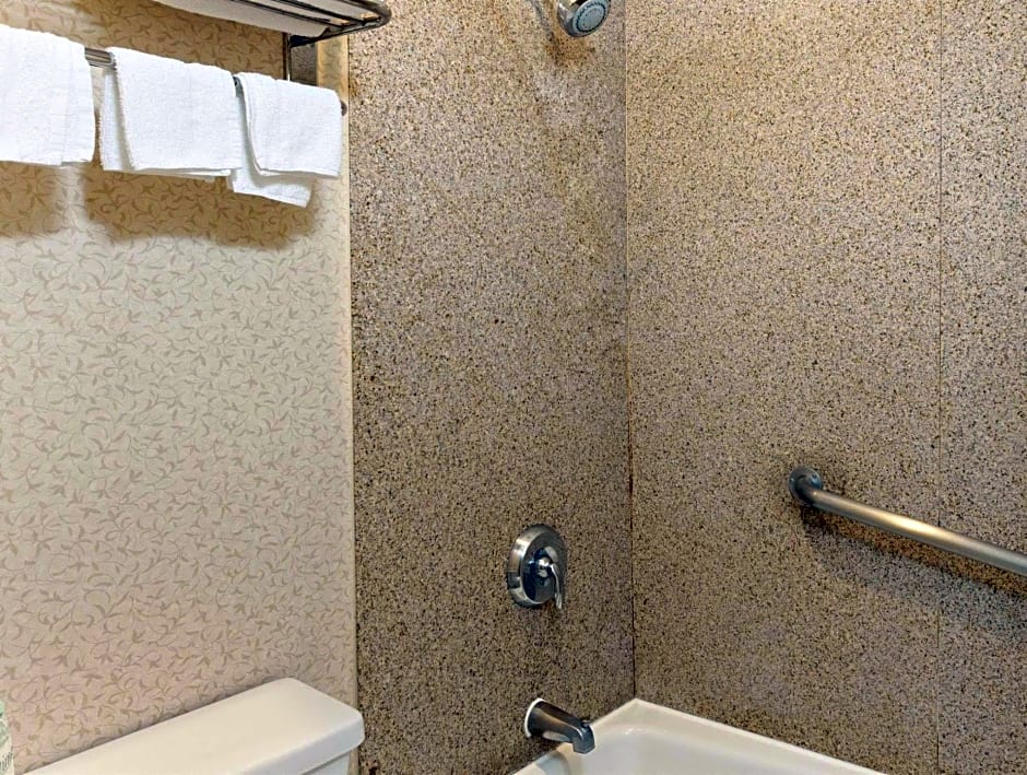 Days Inn by Wyndham Alhambra CA