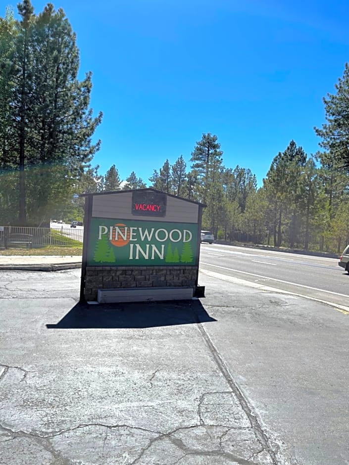 Pinewood Inn