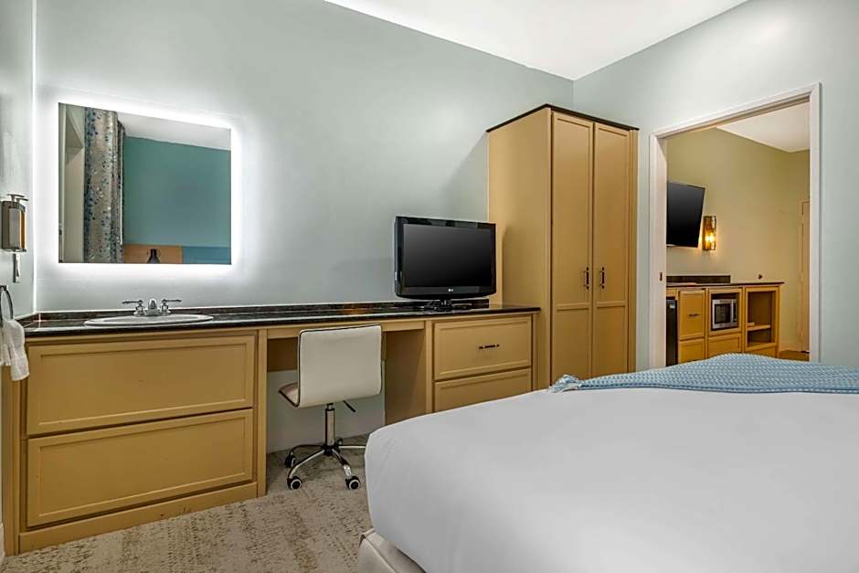 Quality Suites Downtown San Luis Obispo
