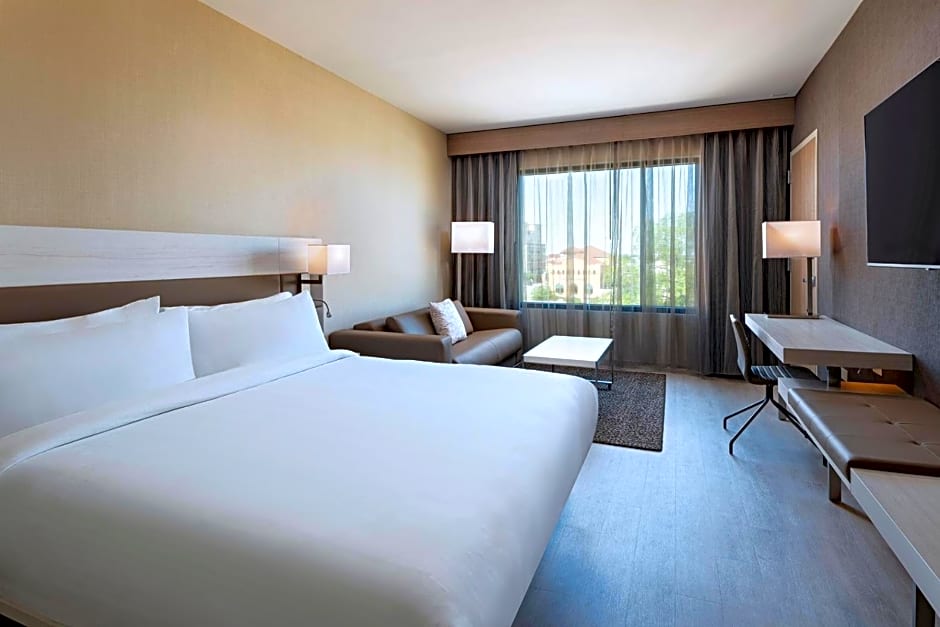 AC Hotel by Marriott Waco Downtown