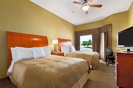 2 Queen Hearing Accessible Suite Non-Smoking
