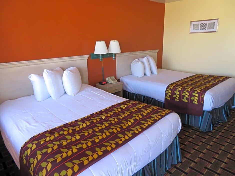 Royal Crest Motel