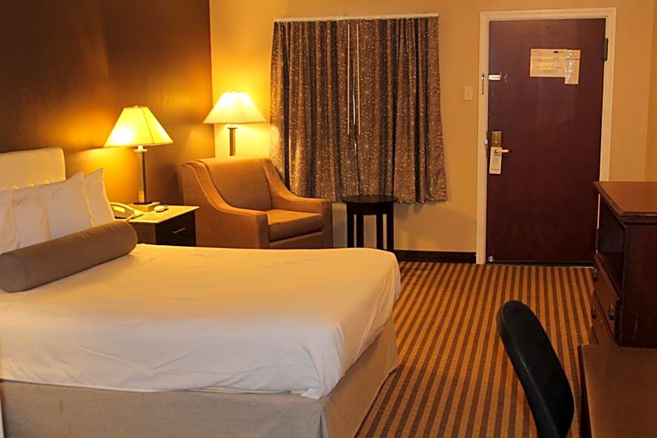 Travelodge by Wyndham Bellmawr