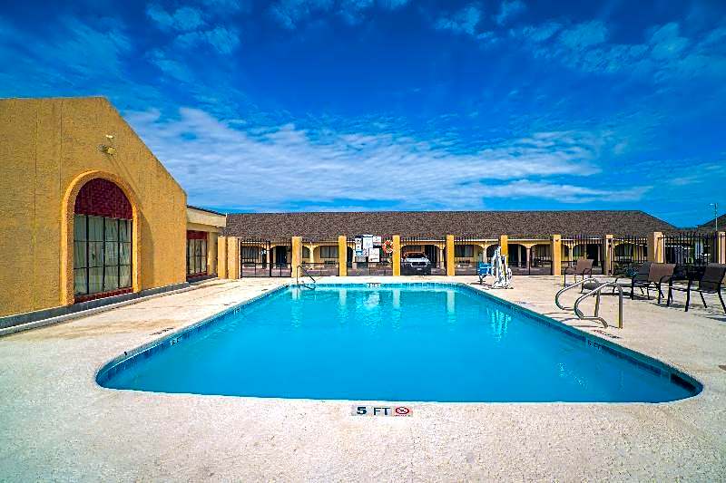 Americas Best Value Inn and Suites Aransas Pass