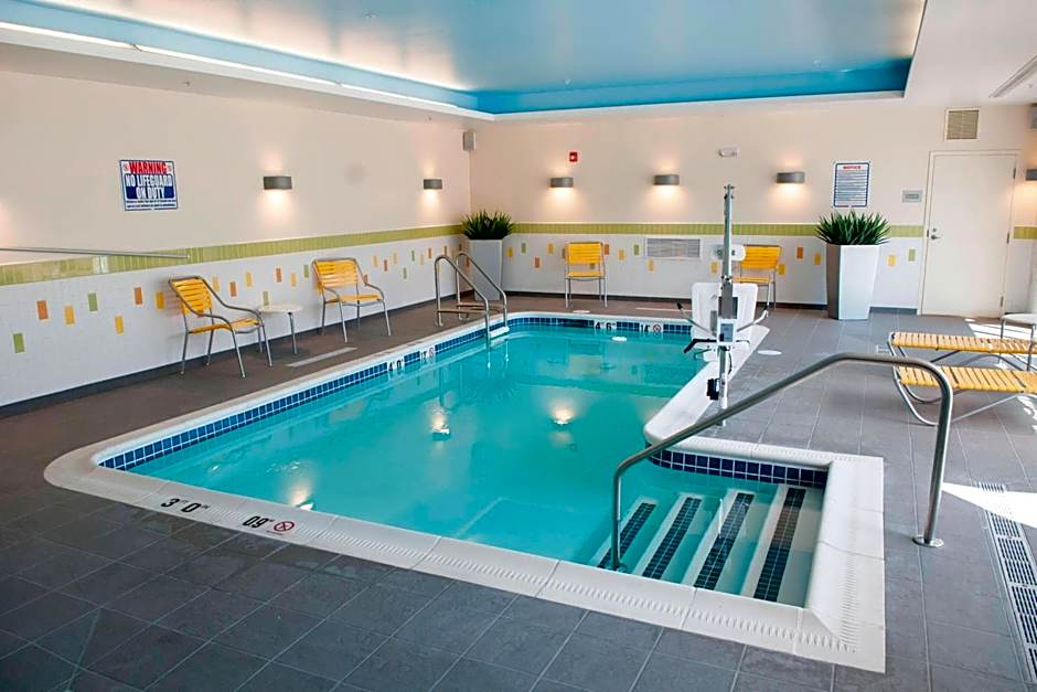 Fairfield Inn & Suites by Marriott Springfield Northampton/Amherst