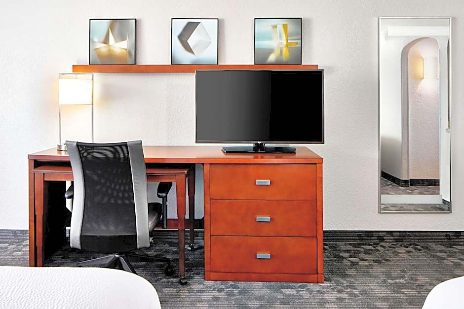 Courtyard by Marriott Rochester East/Penfield