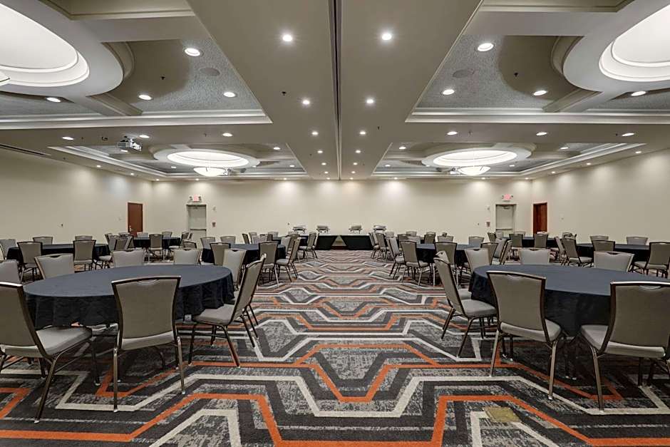Drury Plaza Hotel Franklin