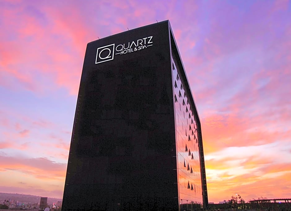 QUARTZ HOTEL & SPA