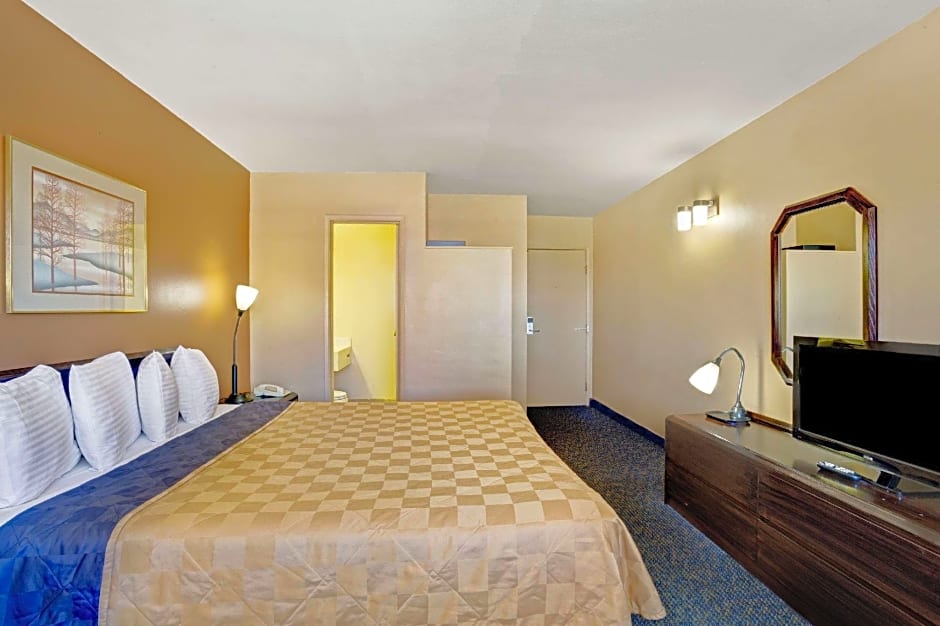 Howard Johnson by Wyndham South Lake Tahoe