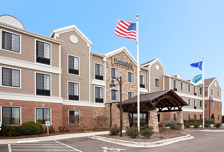 Staybridge Suites Milwaukee West-Oconomowoc