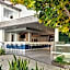 Sunset Marquis Hotel