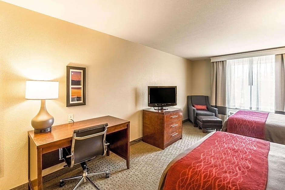 Comfort Inn & Suites