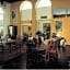 Lundeen Inn of the Arts