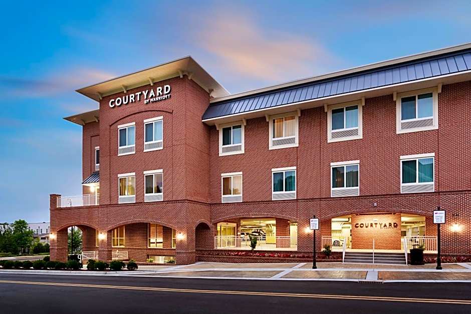 Courtyard by Marriott Atlanta Duluth Downtown