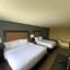 Days Inn & Suites by Wyndham Norton Shores/Muskegon