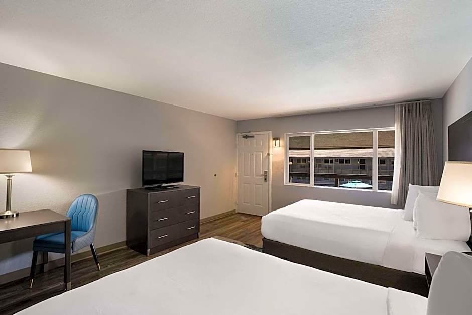 Richland Riverfront Hotel, Ascend Hotel Collection