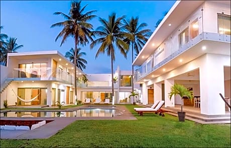 Luxury Palms Puerto Arista
