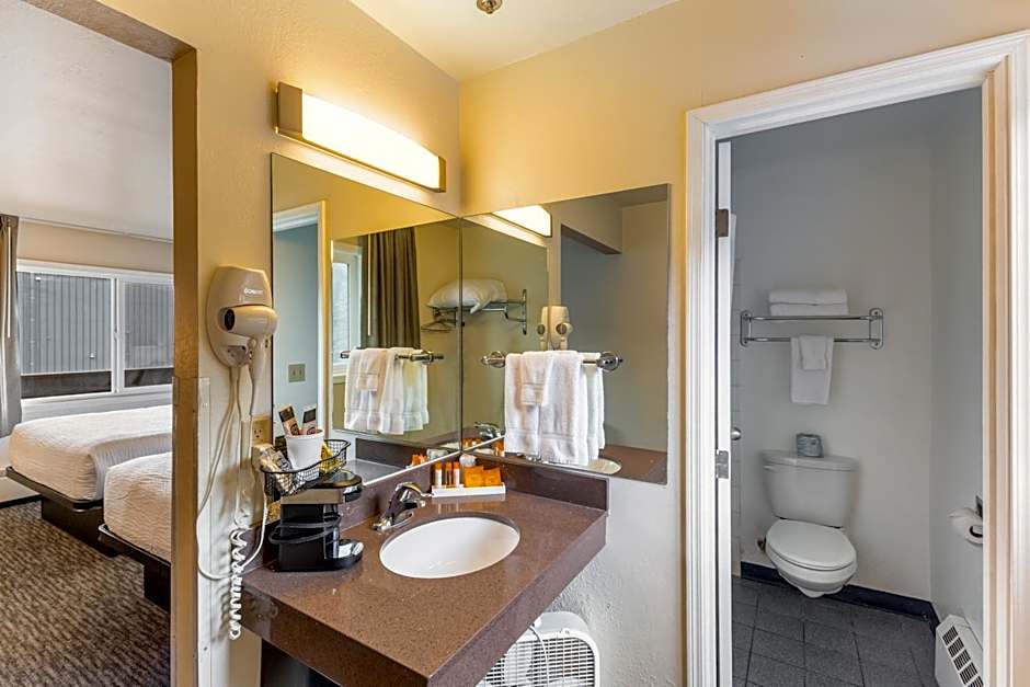 Breeze Inn Motel