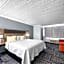Admiralty Inn & Suites - a Red Collection Hotel