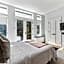 Luxe Studio w Juliet Balcony in Upper East