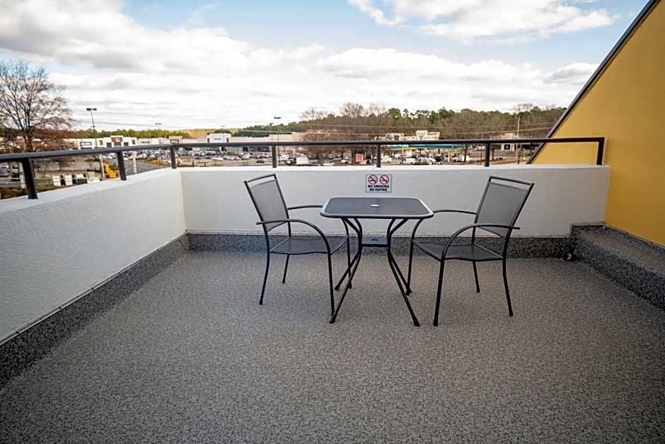 Best Western Plus Raleigh Crabtree Valley Hotel