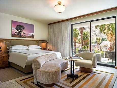 King Room with Balcony and View