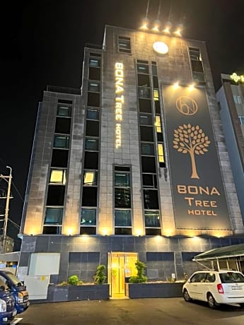 Bonatree Hotel