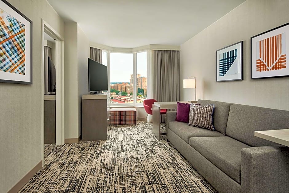 Hilton Kansas City Country Club Plaza