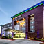 La Quinta Inn & Suites by Wyndham Galveston West Seawall