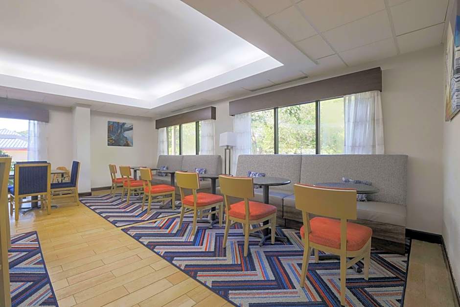 Hampton Inn By Hilton Raleigh/Garner