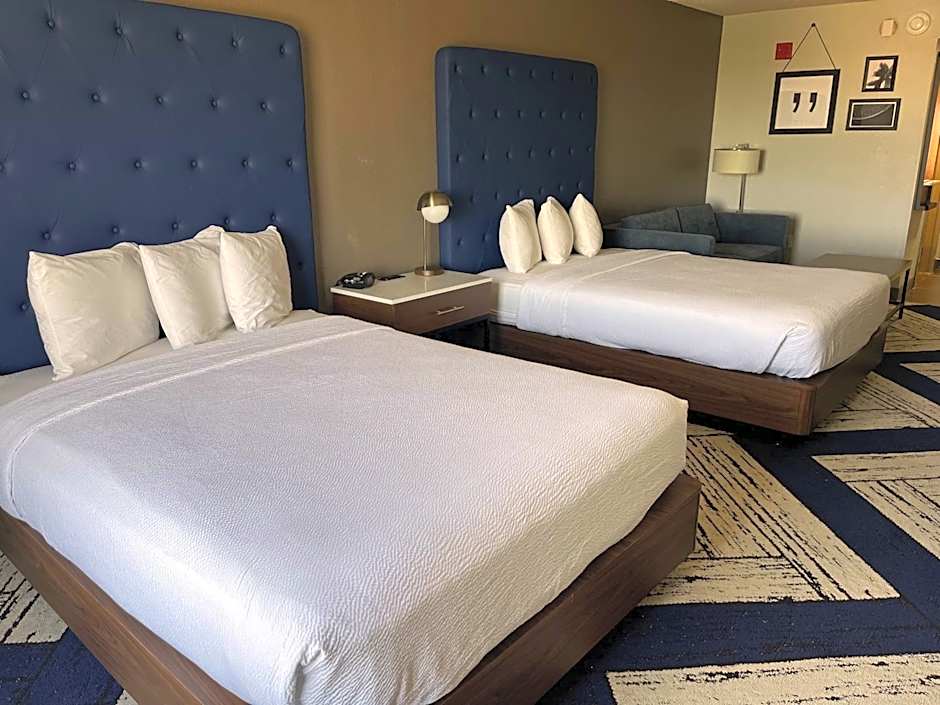 Sky Point Hotel & Suites - Atlanta Airport