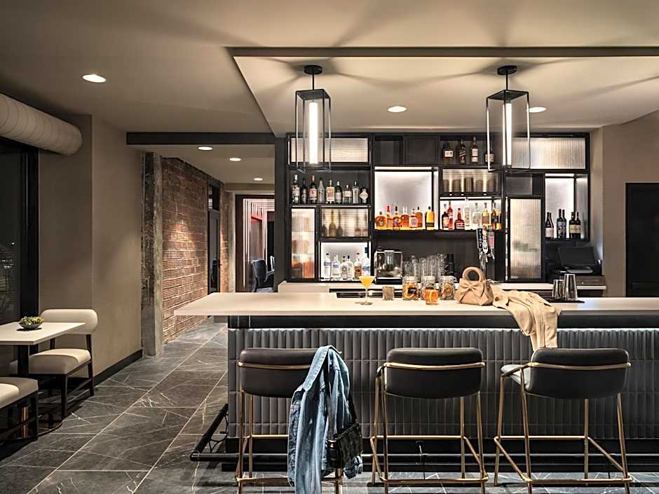 Moxy Springfield Downtown