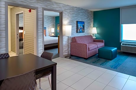 1 King 1 Bedroom Suite Non-Smoking