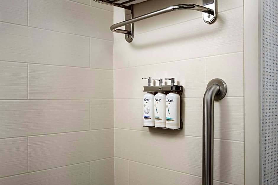 Holiday Inn Express Boston - Saugus