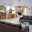 Boca Suites Deerfield Beach, SureStay Collection by BW