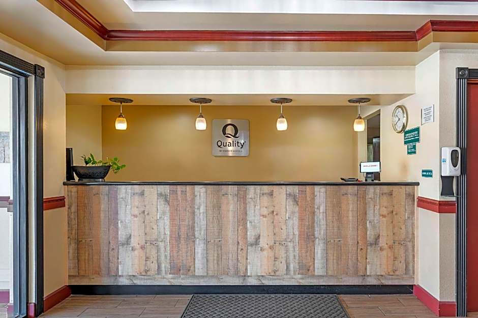 Quality Suites